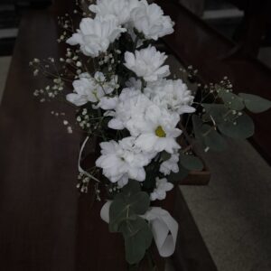 Ceremonia de boda decorada con flores en Moncada